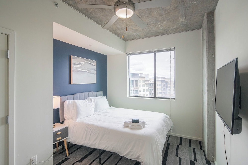 ROVE LIVING/KL - Roosevelt Point