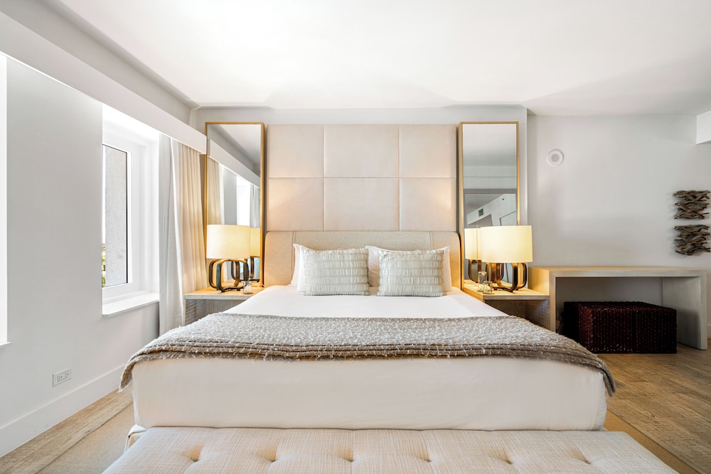 Luxury Vacation Rentals at 1 Hotel & Homes by LRMB