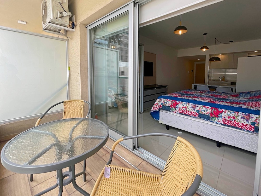 Ayres Suites Moreno