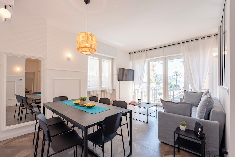 Beautiful family flat with a Sea View
