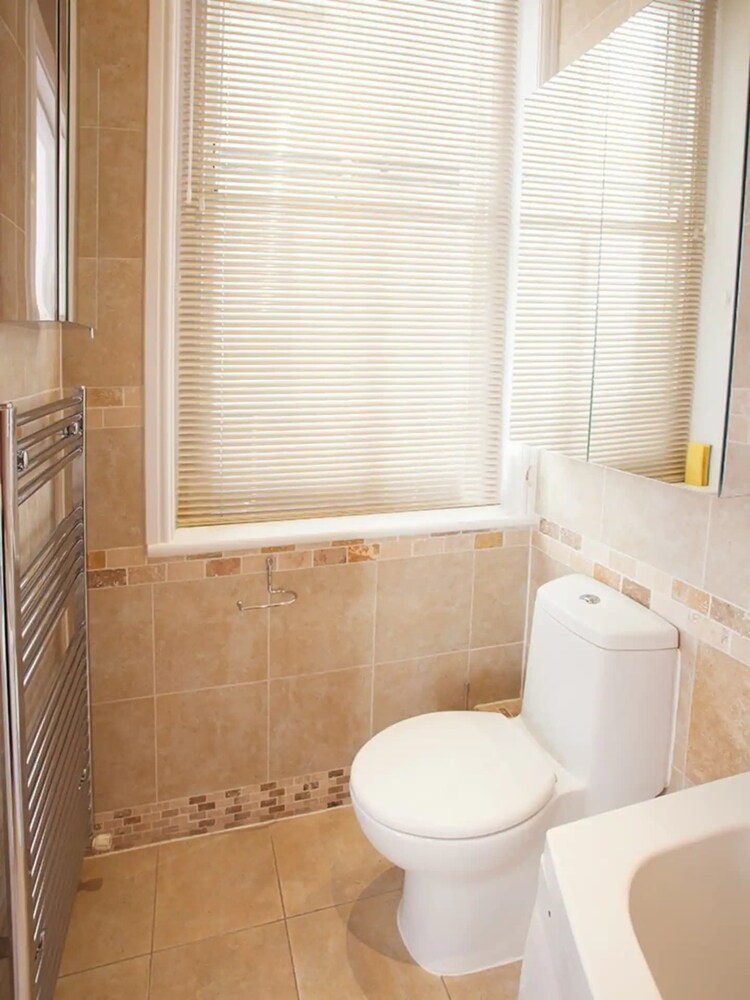 Impressive 2 Bedroom Luxury Flat in Chelsea
