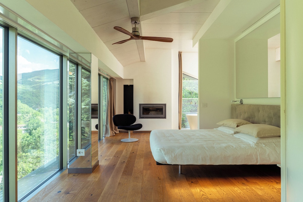 LA FORESTALE Luxury Ecolodge