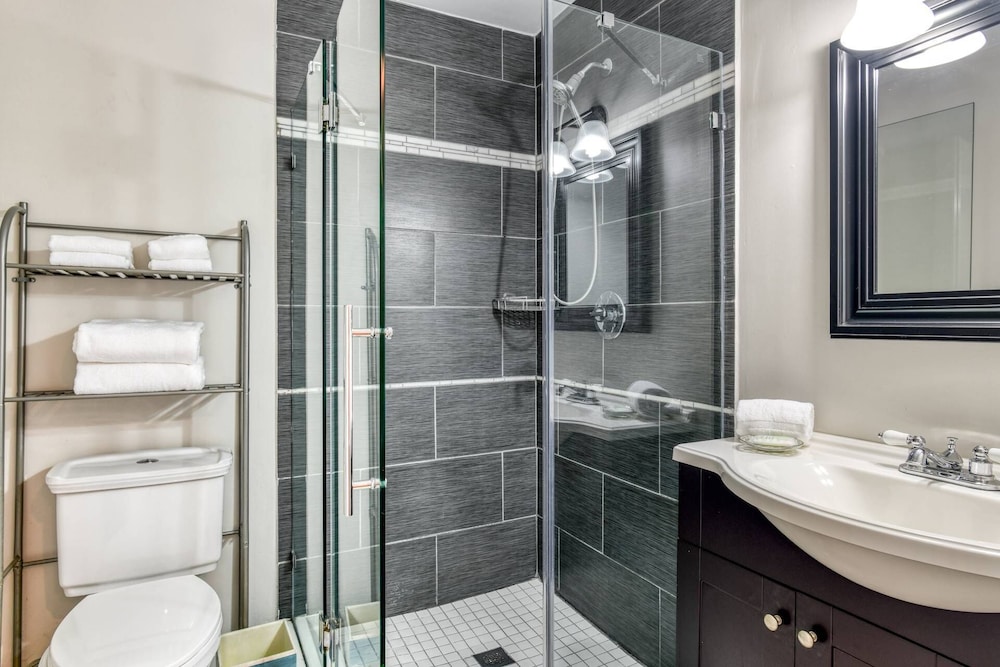 Castillo Suite view 5