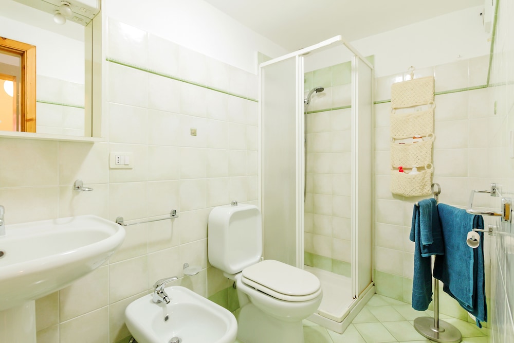 Letojanni en Letojanni — bathroom