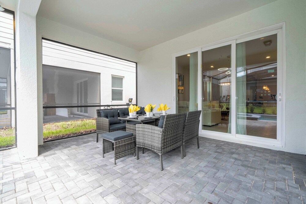 Stunning 7Bd Jacuzzi Pool & Close To Disney @ Windsor Cay 16217