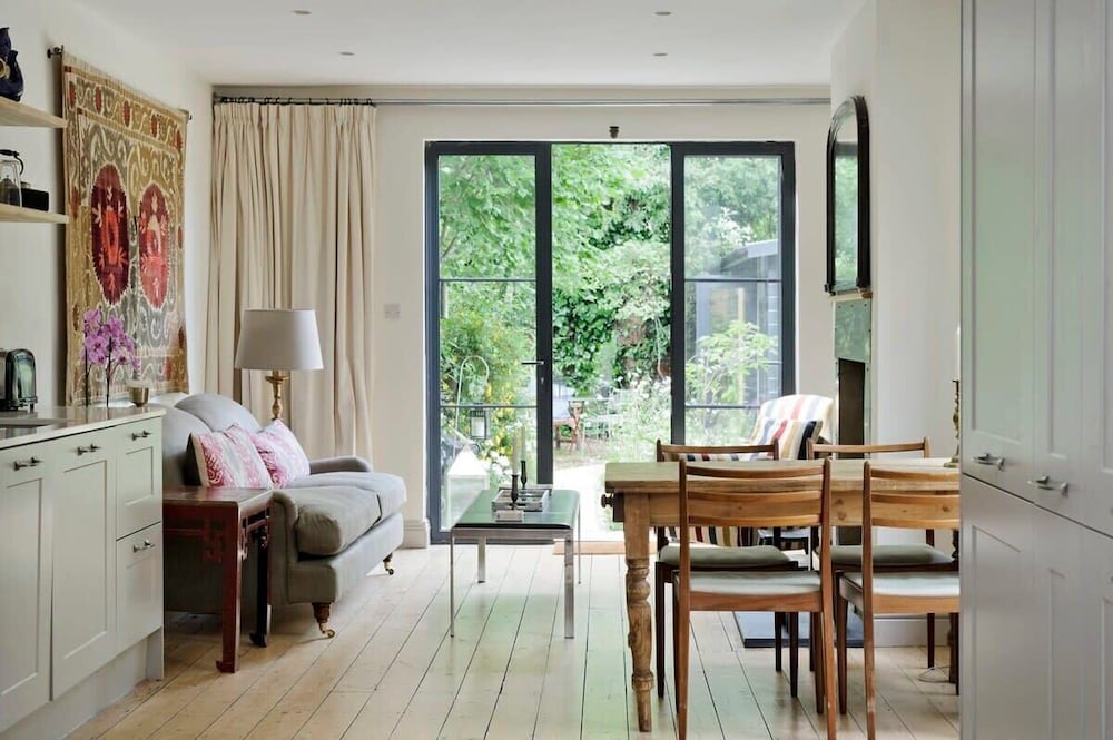 Gorgeous 1 Bed Garden Flat, Kensal