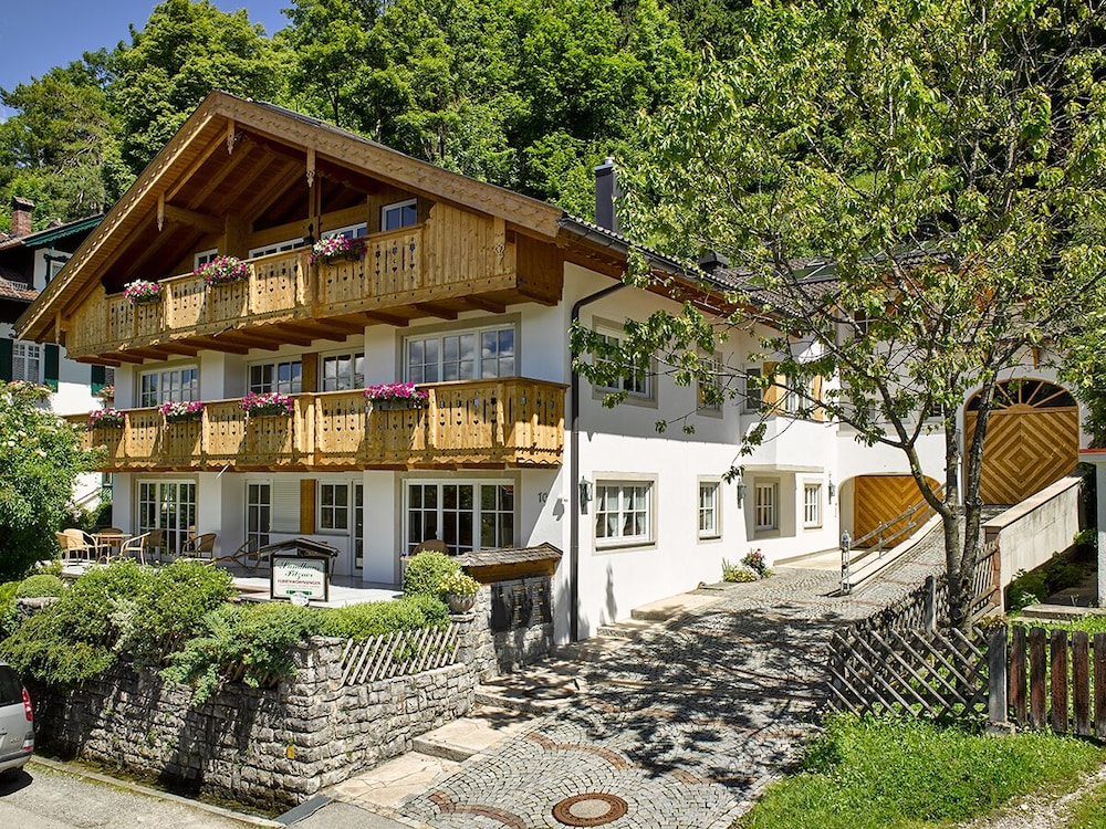 Garmisch-Partenkirchen Vacations - Landhaus Pitzner - Property Image 1