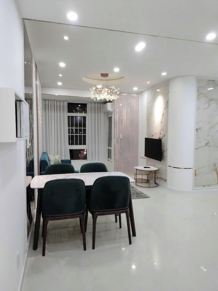 Sky Garden 3 Apartment by Diamond Suite