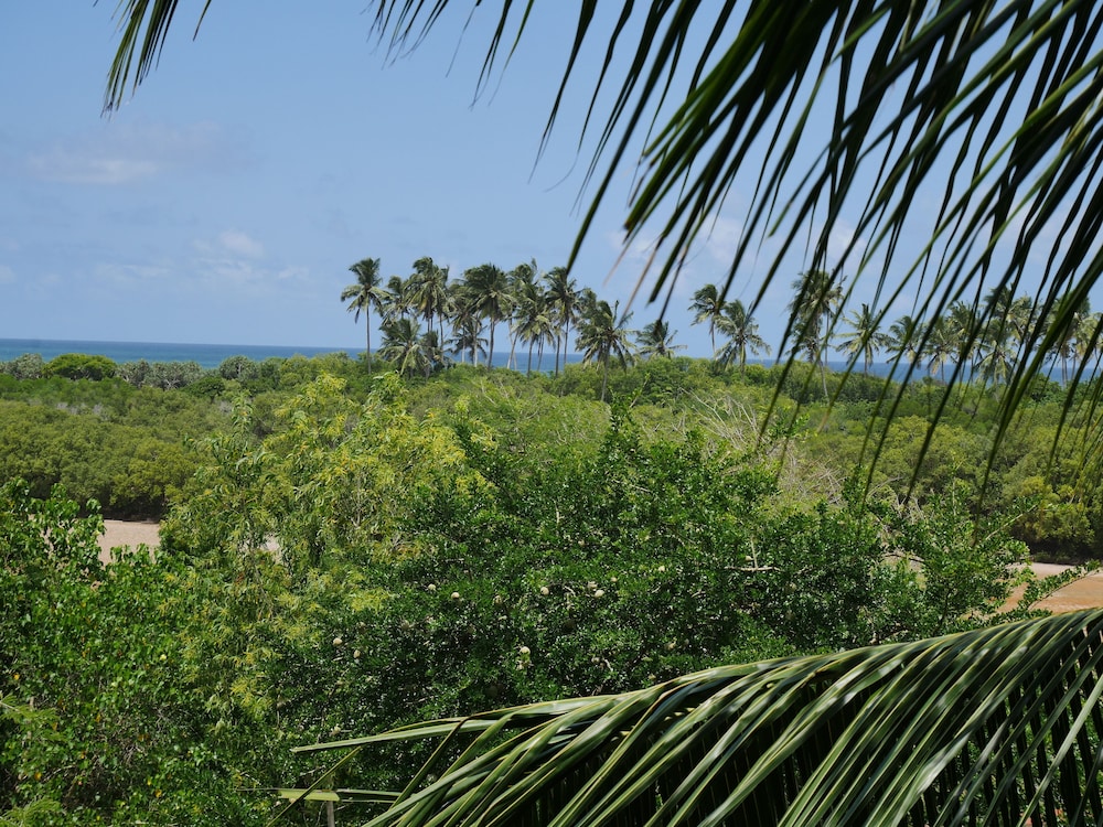 Hideaway Lodge