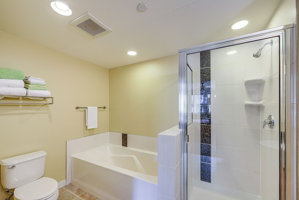 100 Steps to Gondola: Cozy Winter Park Condo!