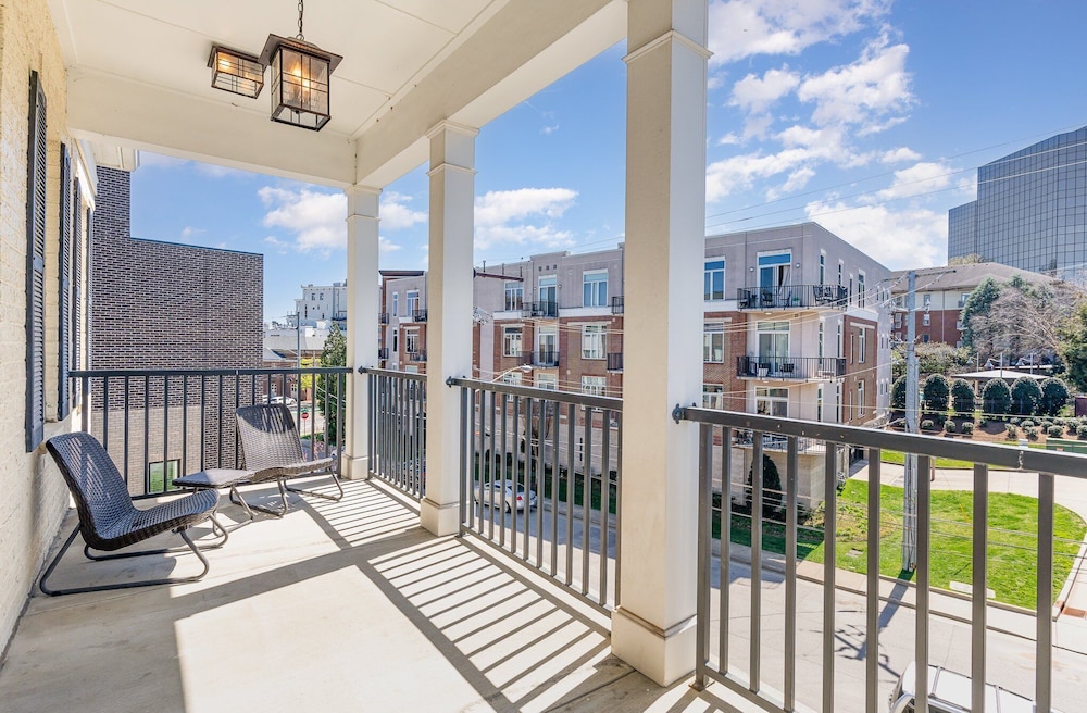 Belwood Manor-across From Parthenon-5 Min Broadway