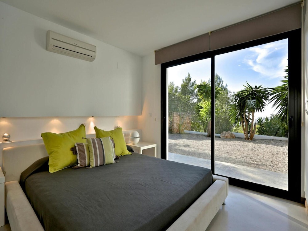 Villa With Outdoor Area