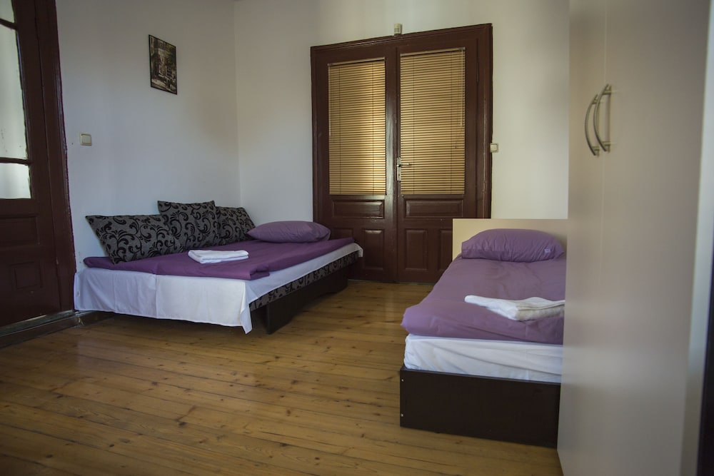 Italian House Simeon
