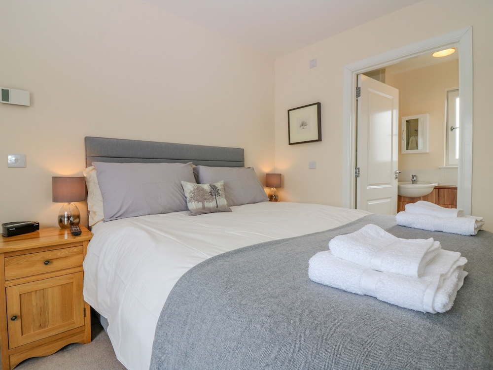 10 Goodhope Gardens
