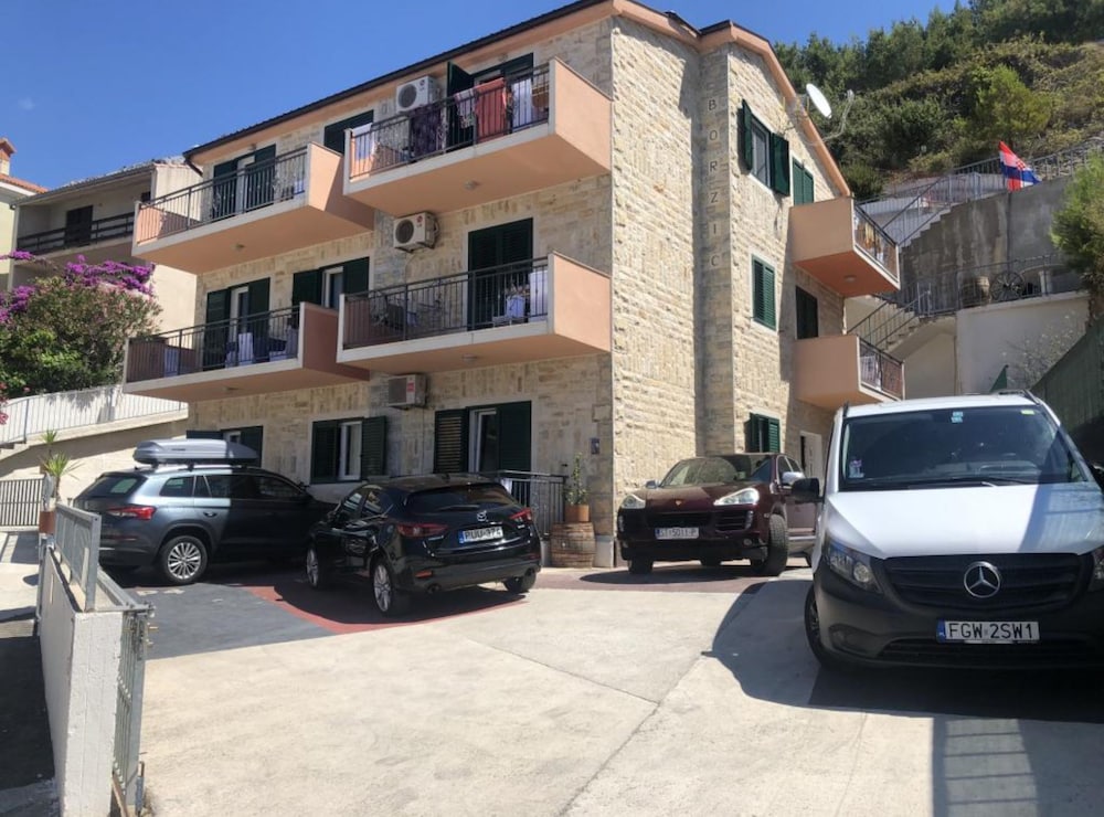 Apartmani Villa Borzic