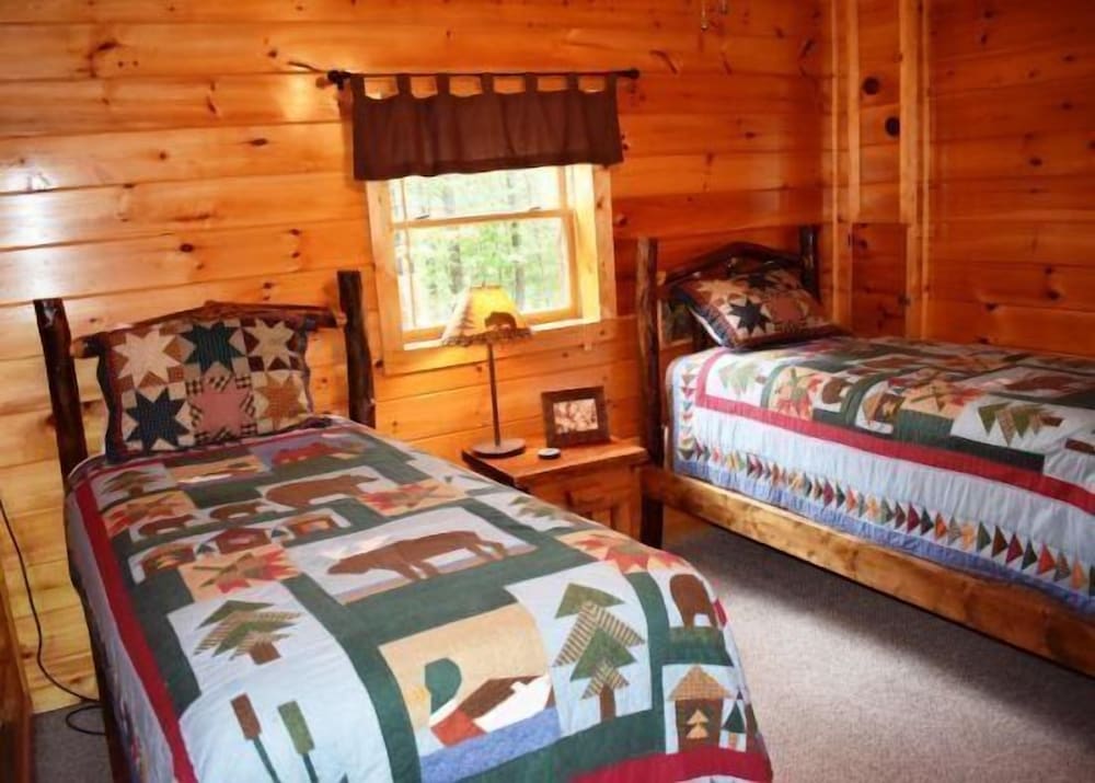 Wisteria Lodge view 4