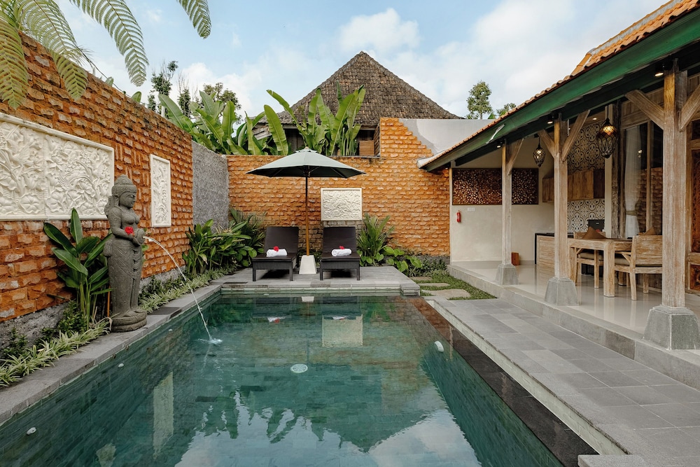 Kumala Ubud Villa