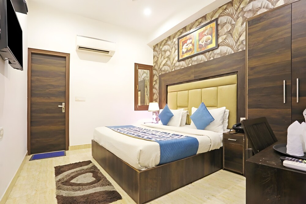 Hotel The Kiara - Complimentary Oneway Airport Transfer