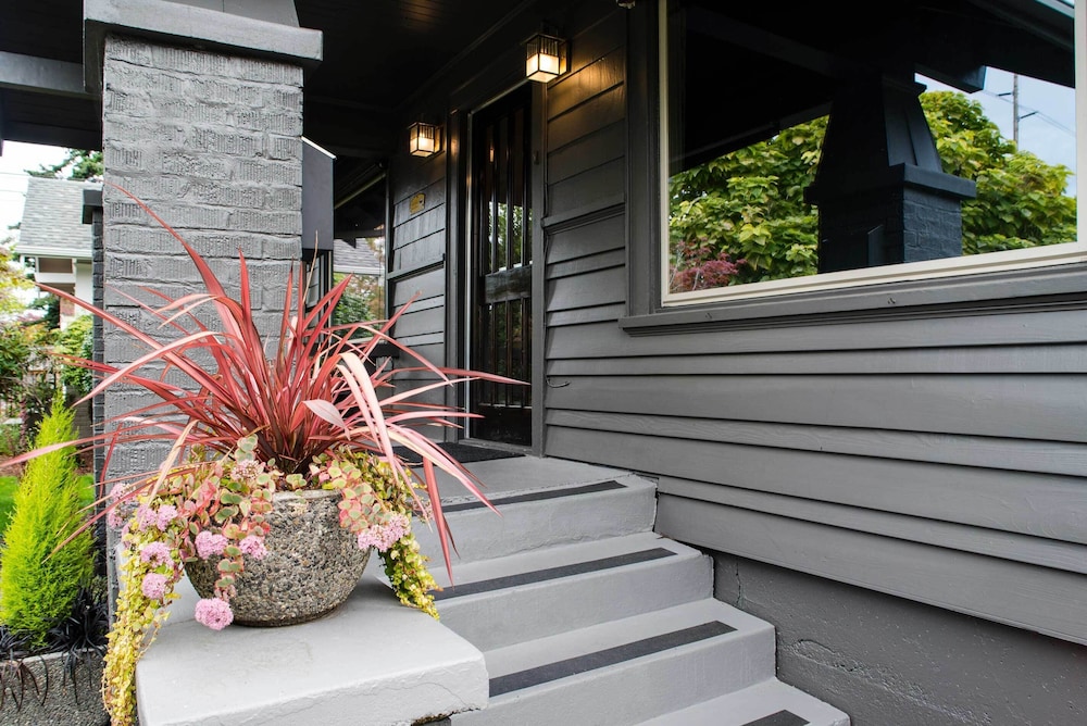 Updated Tacoma Home w/ Patio: 3 Mi to Downtown - Property Image 12