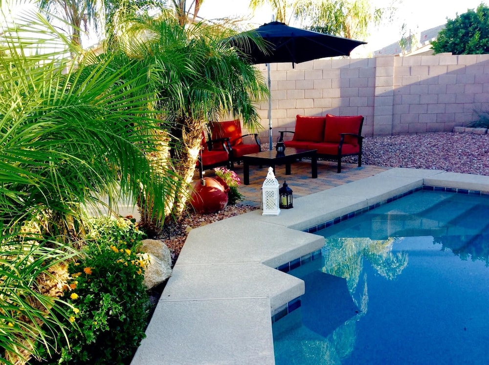 All Star By Signature Vacation Rentals - Property Image 1