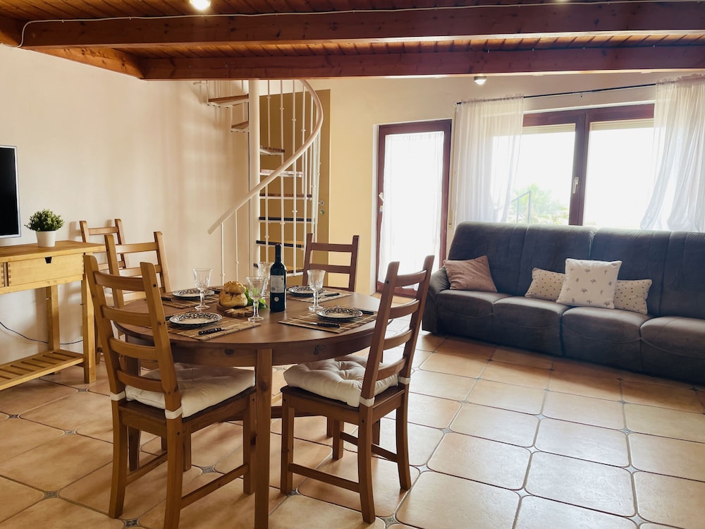 Casa Rural Comares con Piscina Privada by At Home