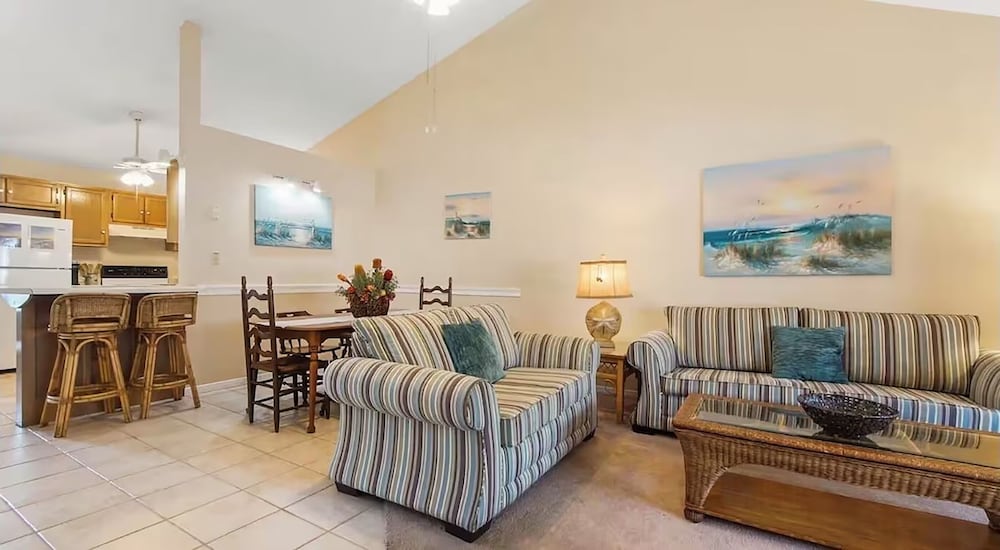Chateau La Mer II #804- Blue Ocean Getaway