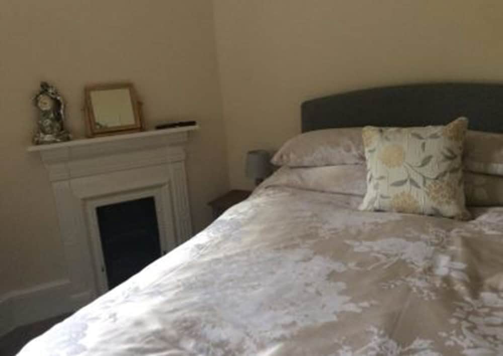 Yelverton Vacations - The Forest Inn - Property Image 3