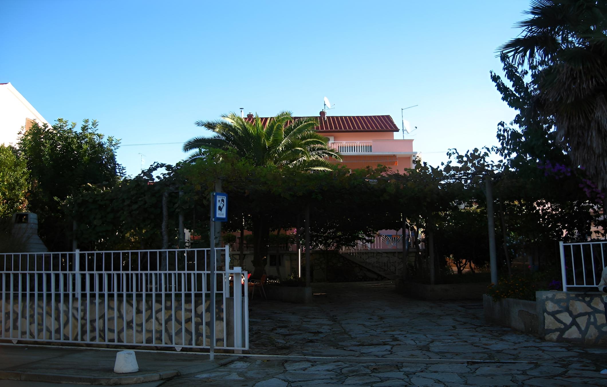 Ljuba - Large Terrace - A2 photo 3