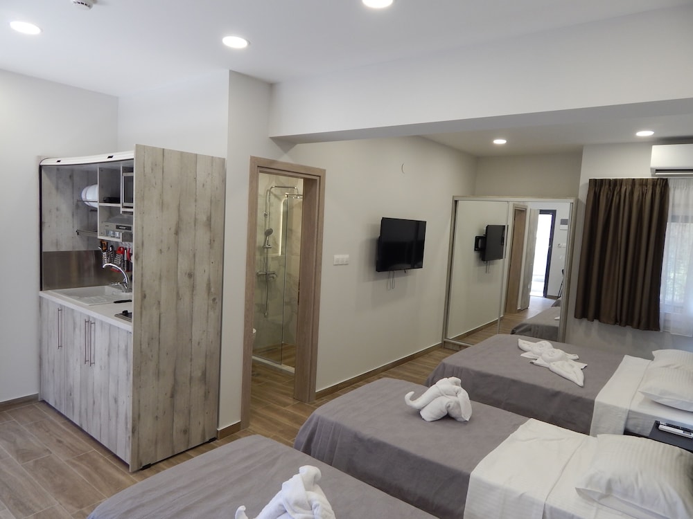 Nioplias Luxury Apartments Pefkohori