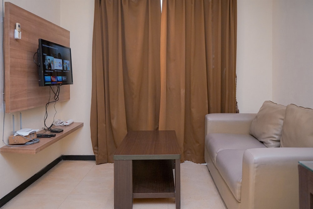Spacious and Elegant 3BR at Great Western Apartment