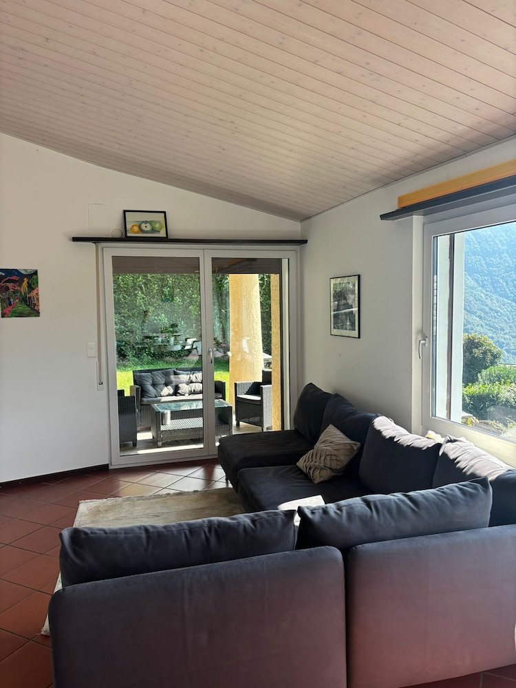 Rovio Villa lake View & Relax