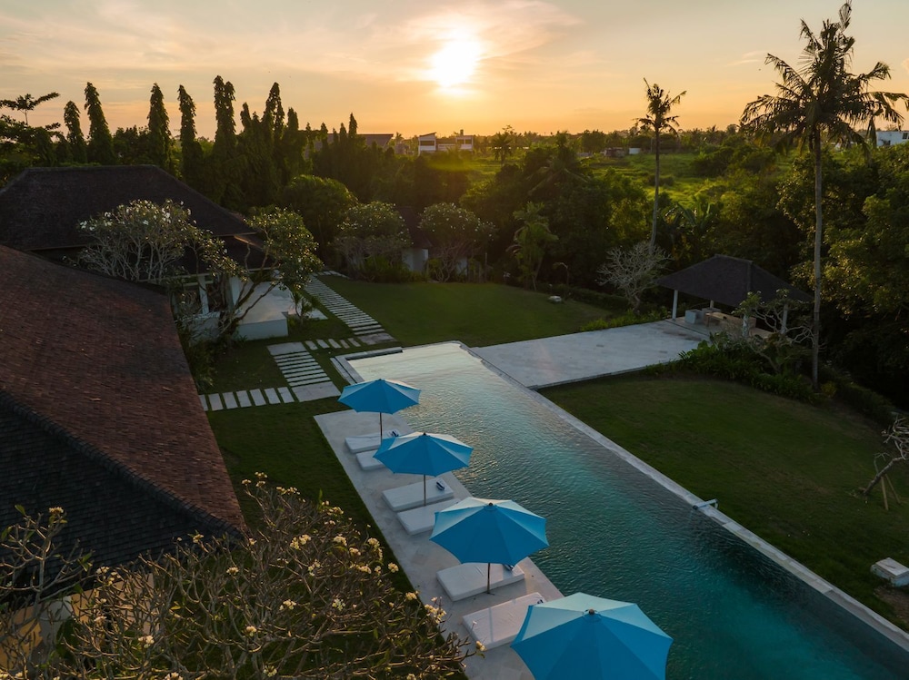 Outsite Bali