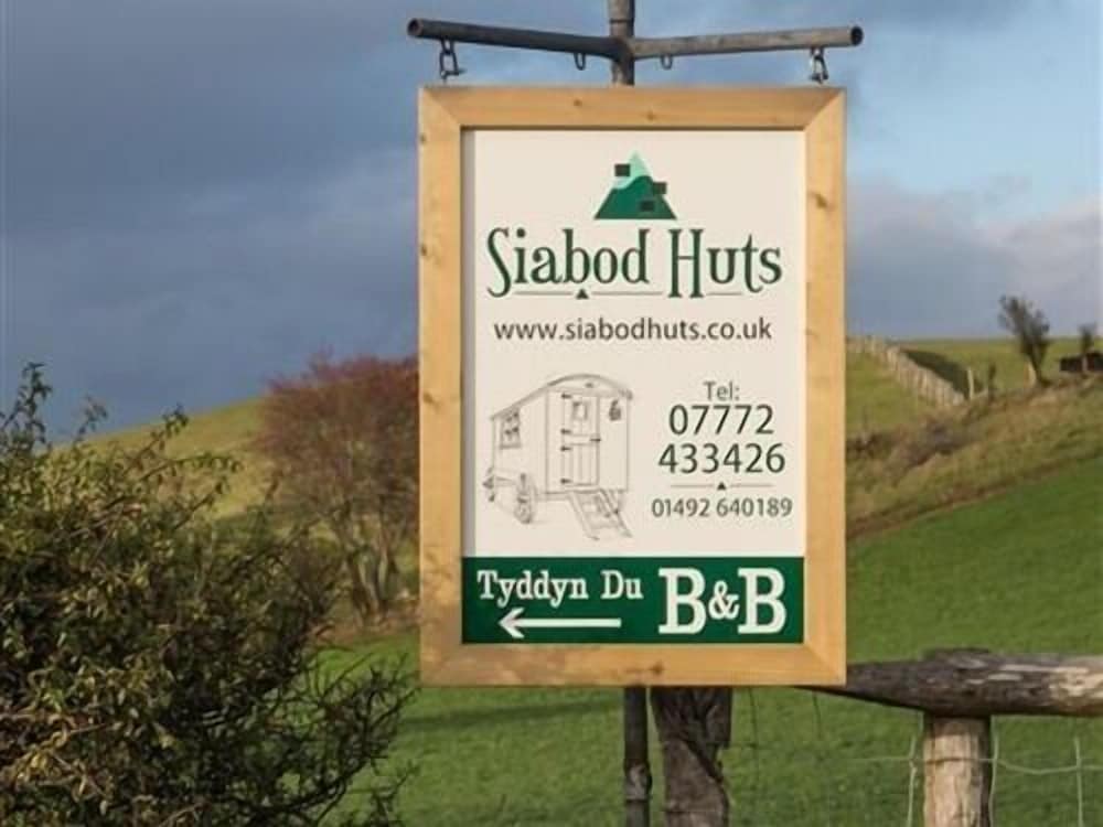 Siabod Huts