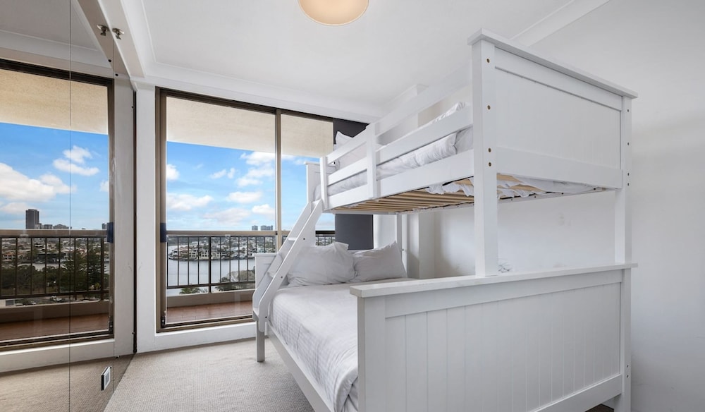 2 BR With Beautiful Views