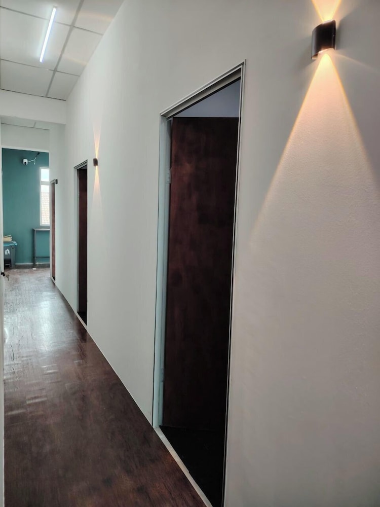 MIA Hostel for Traveller
