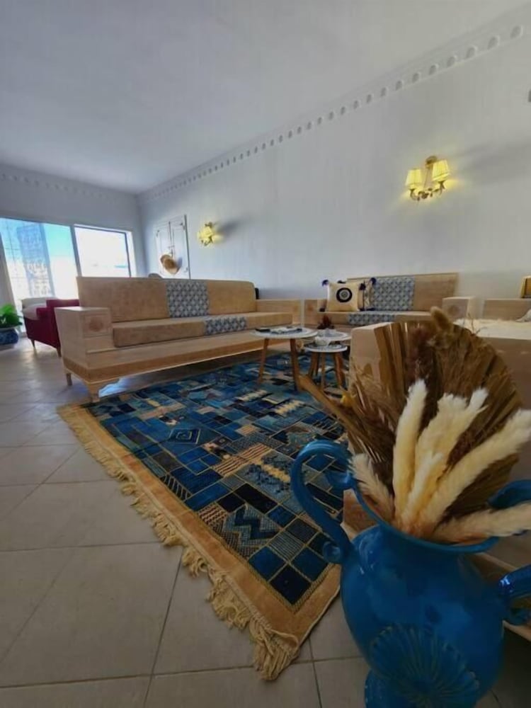 Charming Villa in Midoun, Tunisia With Private Entrance and Stunning Garden View