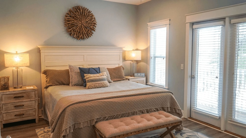 Shell Yeah by Avantstay Seagrove Pet-friendly Private Pool