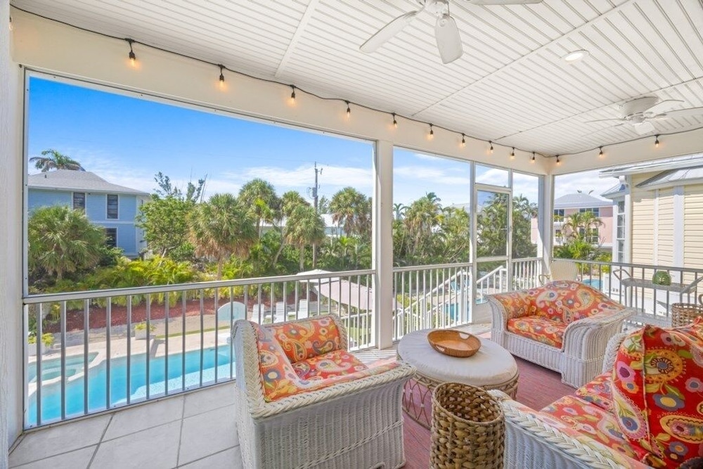Summer Breeze 7 Bedroom Home