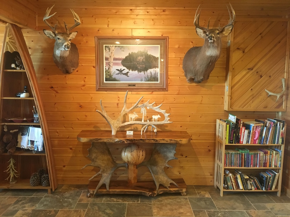 Moose Track Adventures Resort