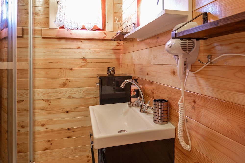 Holiday Homes, Summer Pool, Whirlpool, Sauna