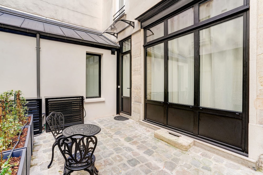 L Atelier Sevres I Cozy 1bed Apt in Paris