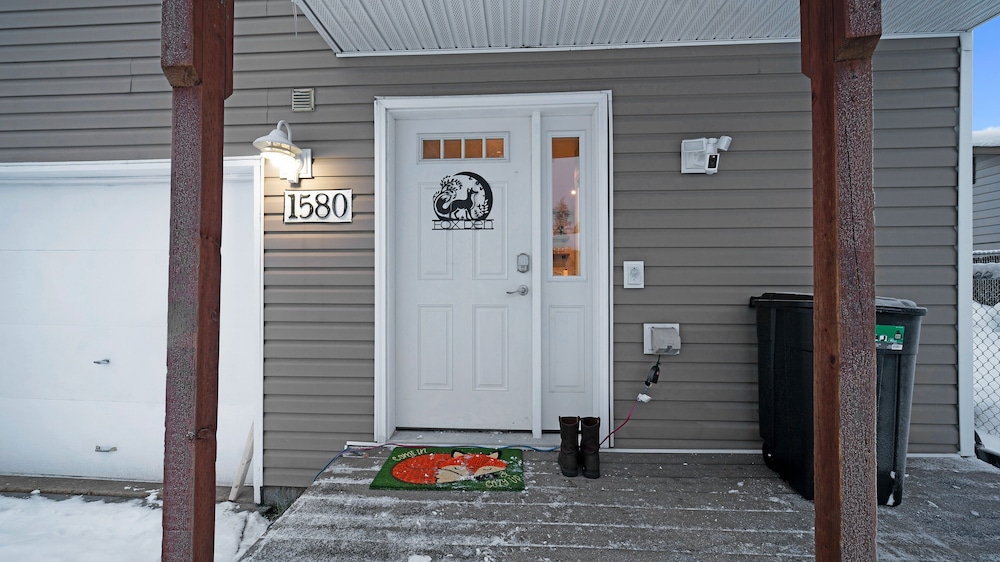 Fairbanks Fox Den 2 Bedroom Townhouse