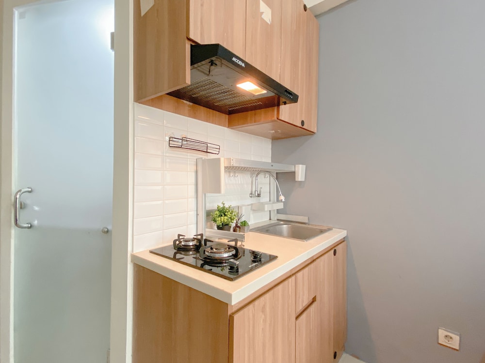 Compact 2Br Apartment Direct Access To Mall At Green Pramuka City