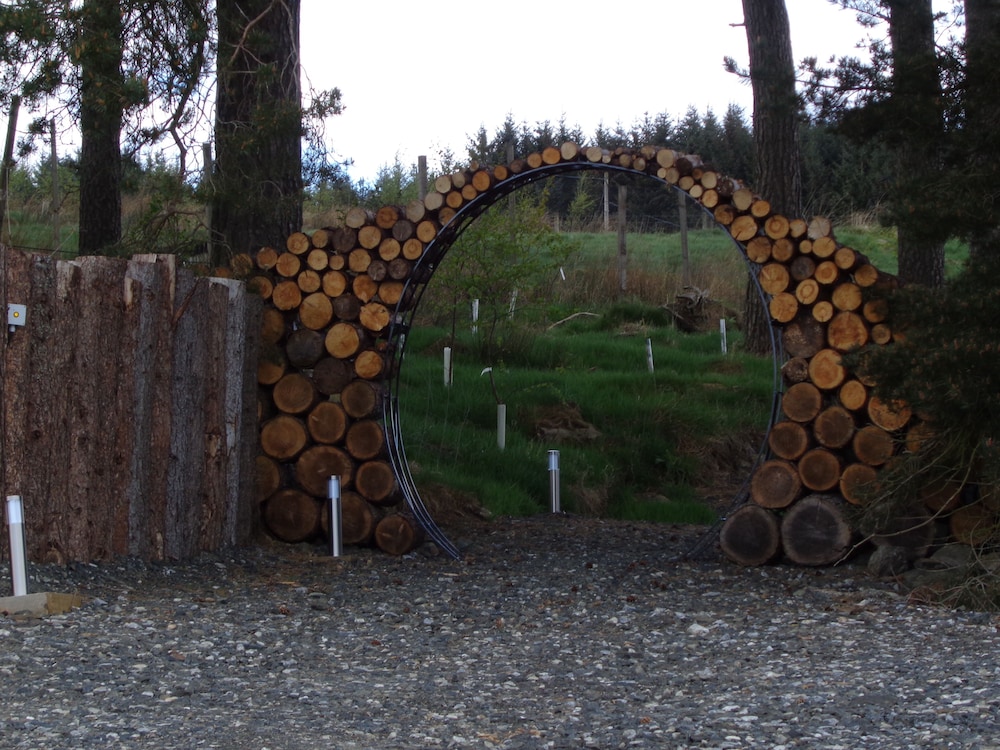 Dalnoid Cottages & Treehouses