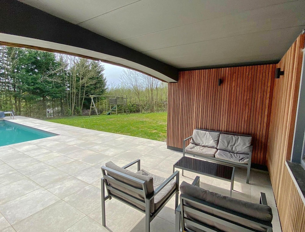Holiday Home in Heure With Pool & Sauna