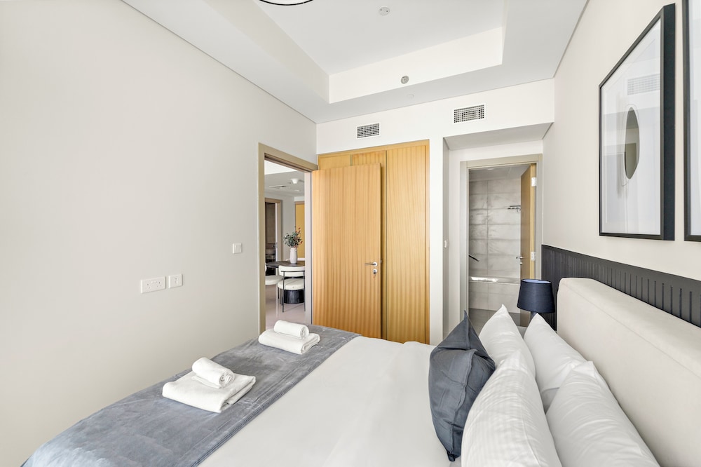Silkhaus Aykon City Towers