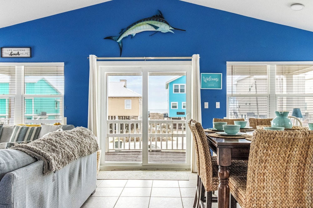 Bikini Bottom by Southern Vacation Rentals