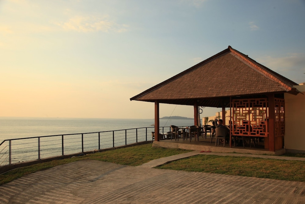 Lima Satu Resort