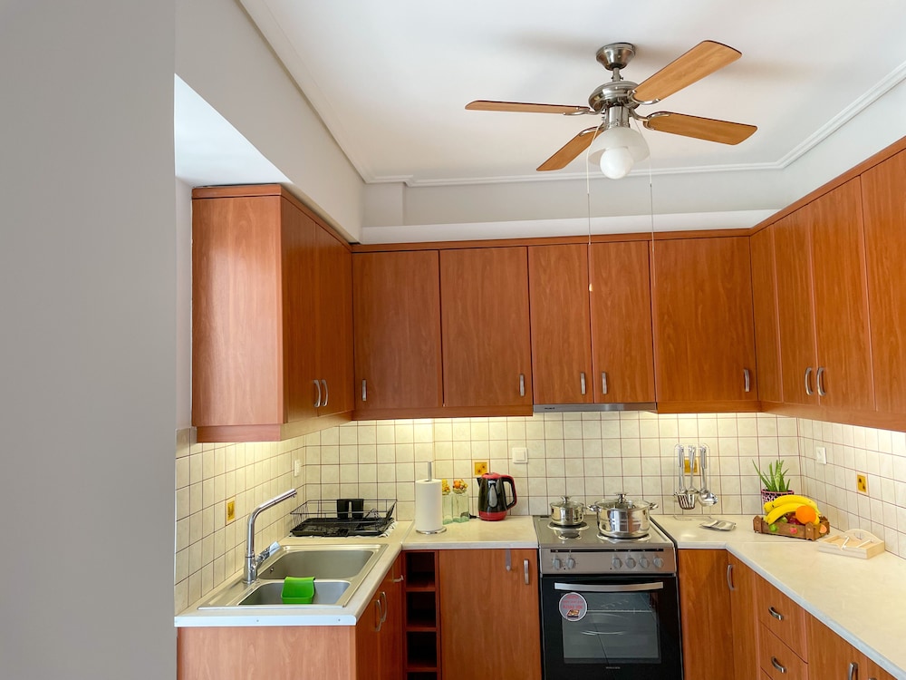 Ageliki's Athens Centre 2BDRM & Parking photo 5