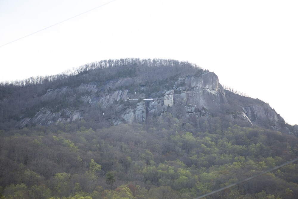 The Chimney Rock Inn & Cottages